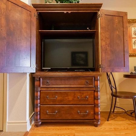 1Bd King Condo With 2 Person Jacuzzi Tub - Near The Strip - Free Tickets Included - T1-9 Branson Eksteriør billede