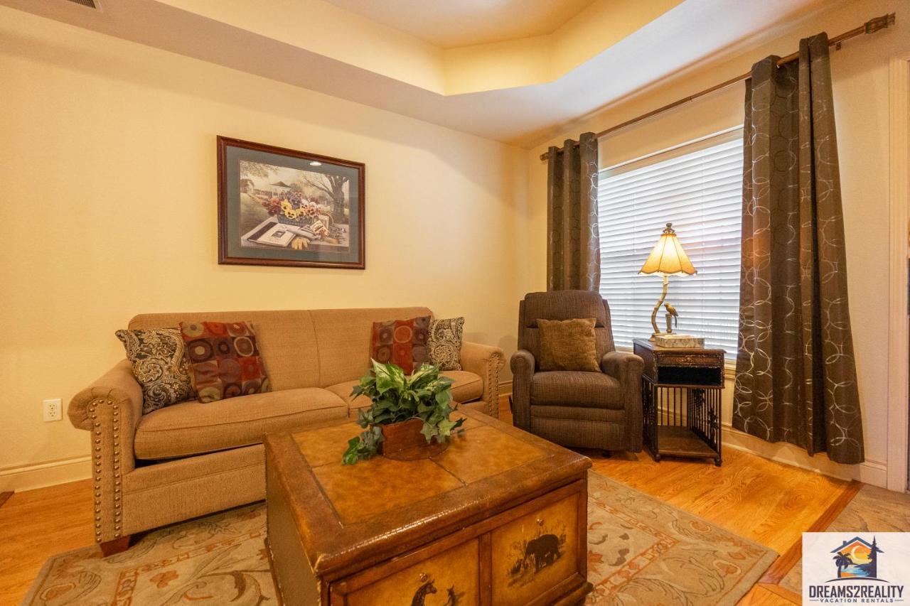 1Bd King Condo With 2 Person Jacuzzi Tub - Near The Strip - Free Tickets Included - T1-9 Branson Eksteriør billede